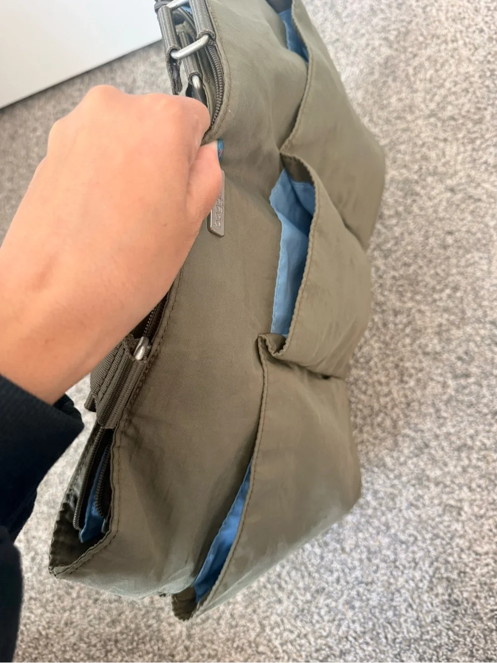Baggallini Olive Green Nylon Tote with Exterior Pockets